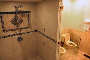Sybaris Pool Suites Northbrook - Adults Only Гленвью Экстерьер фото